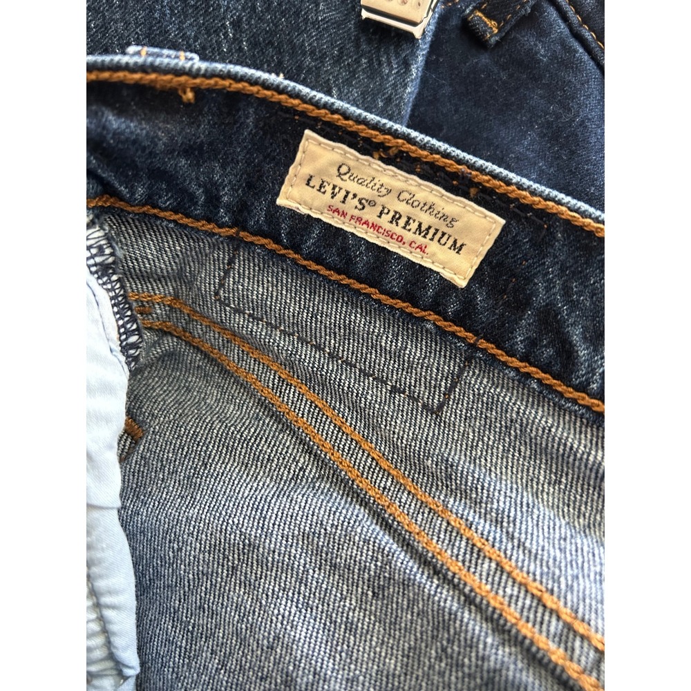 Levi's Premium Wedgie Straight Jeans Dark Indigo 30 High Rise Button Fly Denim - Picture 6 of 9
